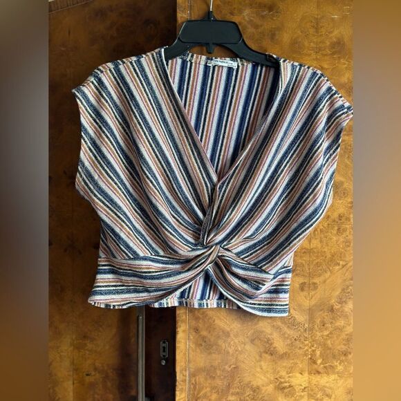Zara Almost Famous - gold sparkle thread knotted stripped cropped top -small - Picture 1 of 7